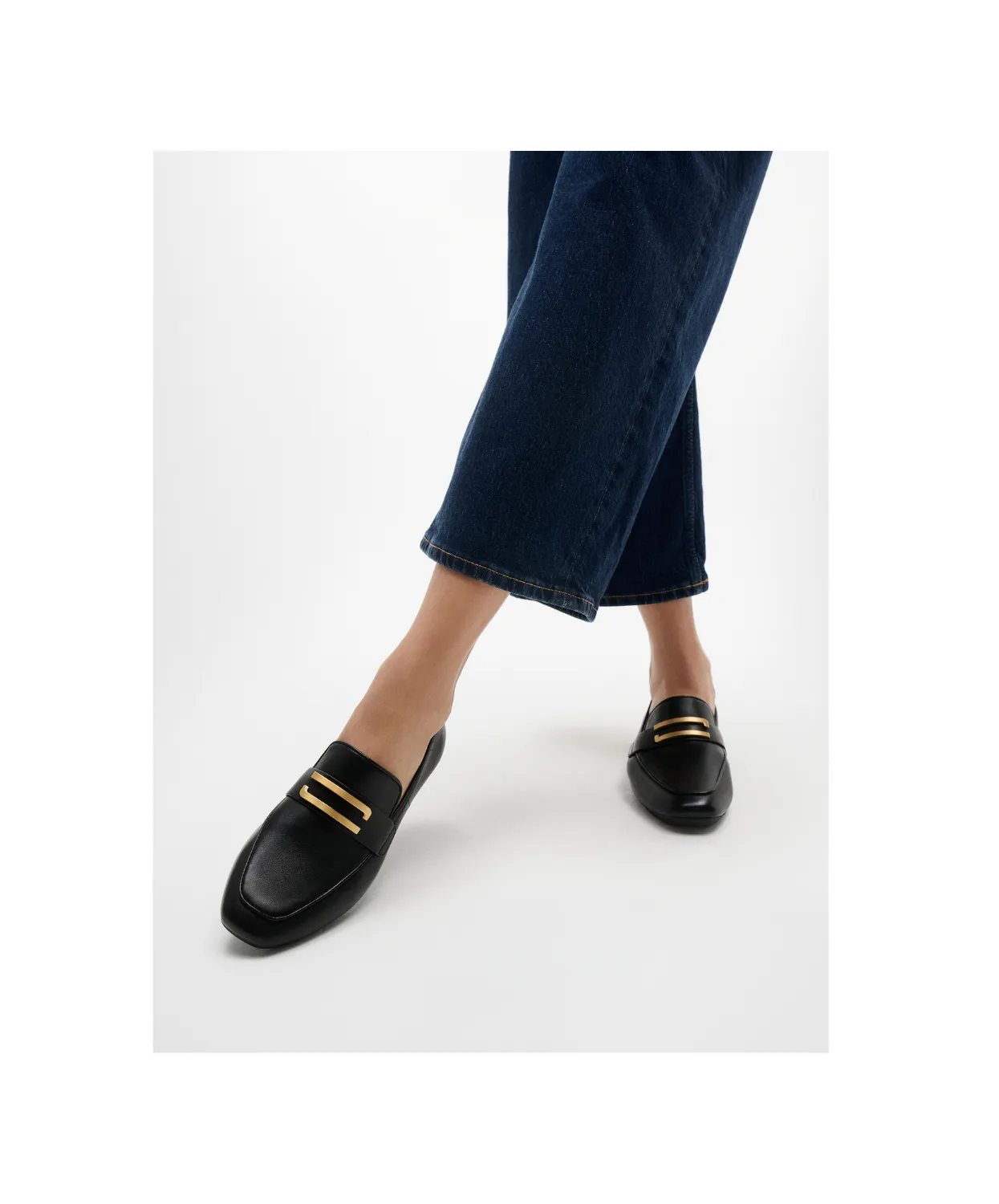 FitFlop Delicato Gold Trim Leather Loafer Black