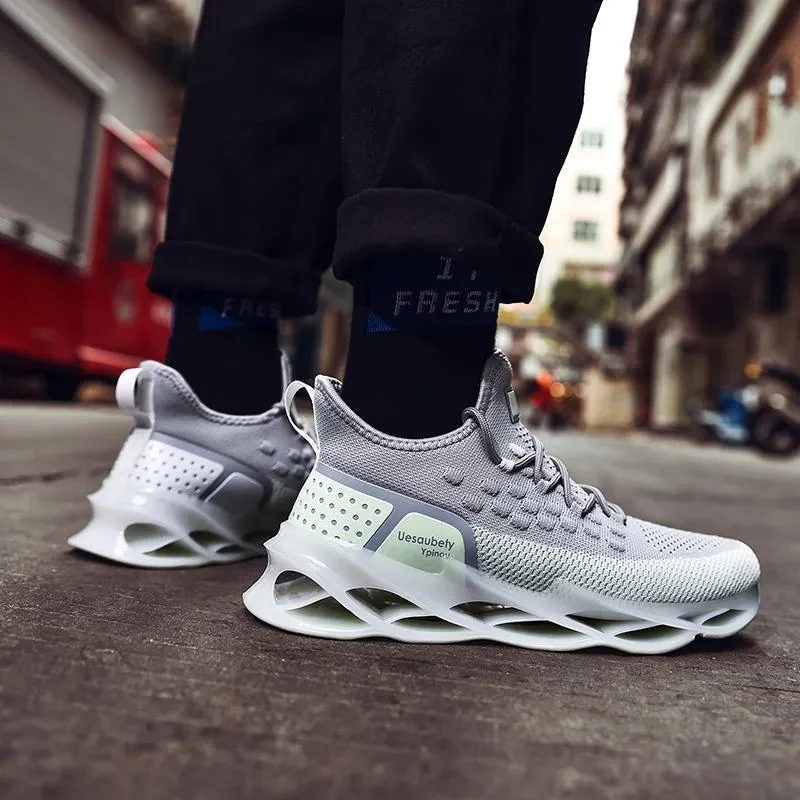 High Quality Fashion Blade Bottom Sneakers