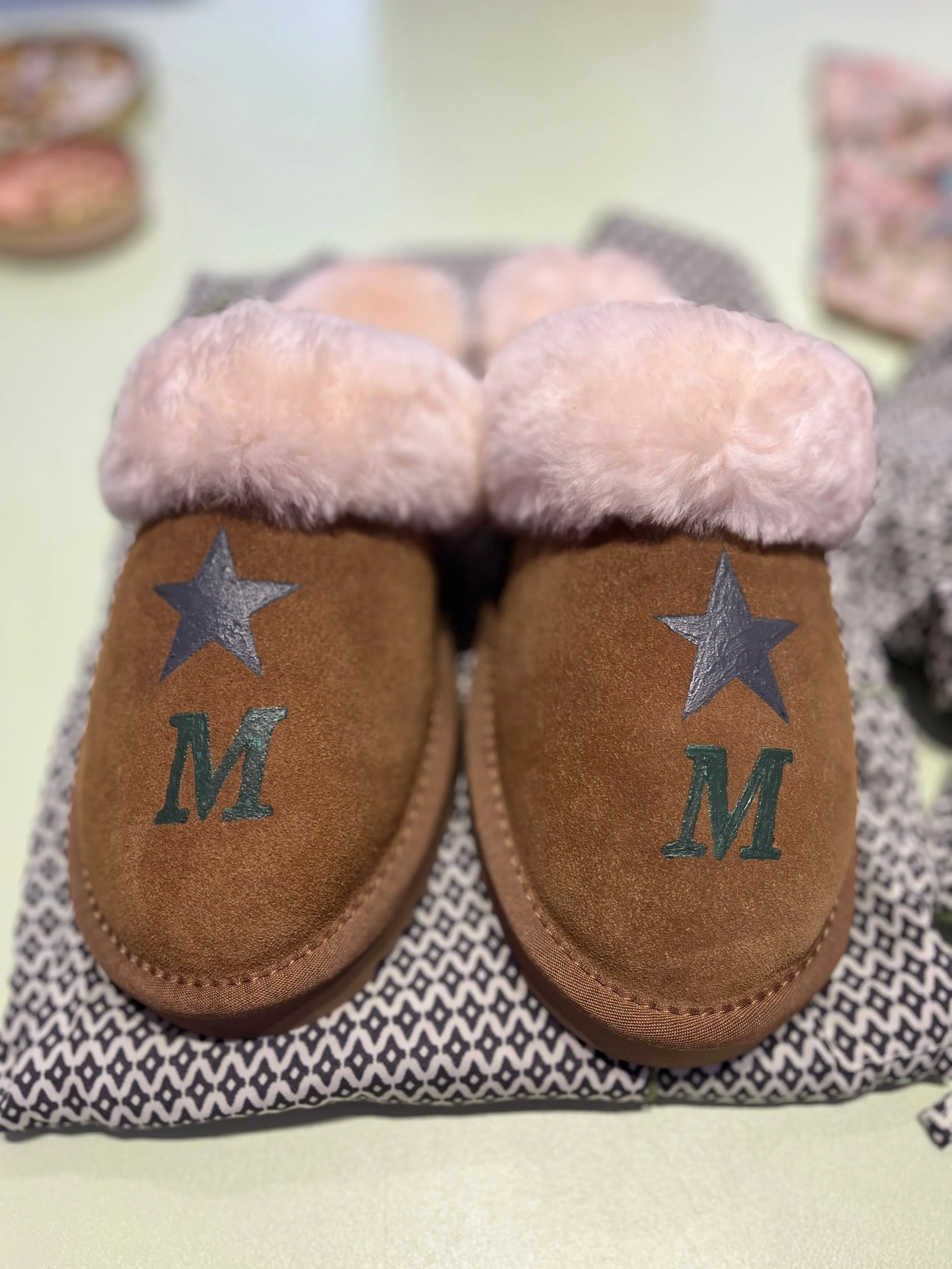 Natural Adult Slippers: Personalised Monogram with Star